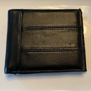 Men's Black Genuine Leather Bi-Fold Wallet